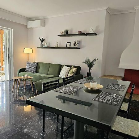 Modern Garden View Apt In Voula, Athens - Luxe Екстер'єр фото