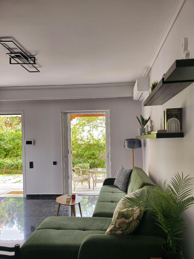Modern Garden View Apt In Voula, Athens - Luxe Екстер'єр фото